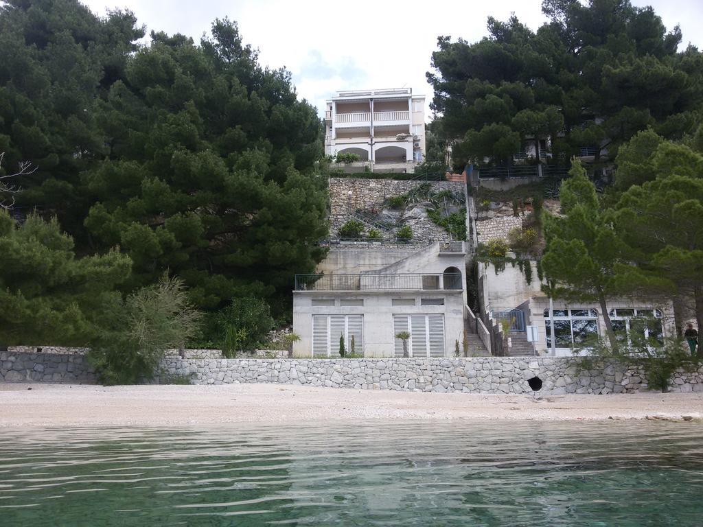 Apartments Davor & Marija Sosic Brela Exterior foto